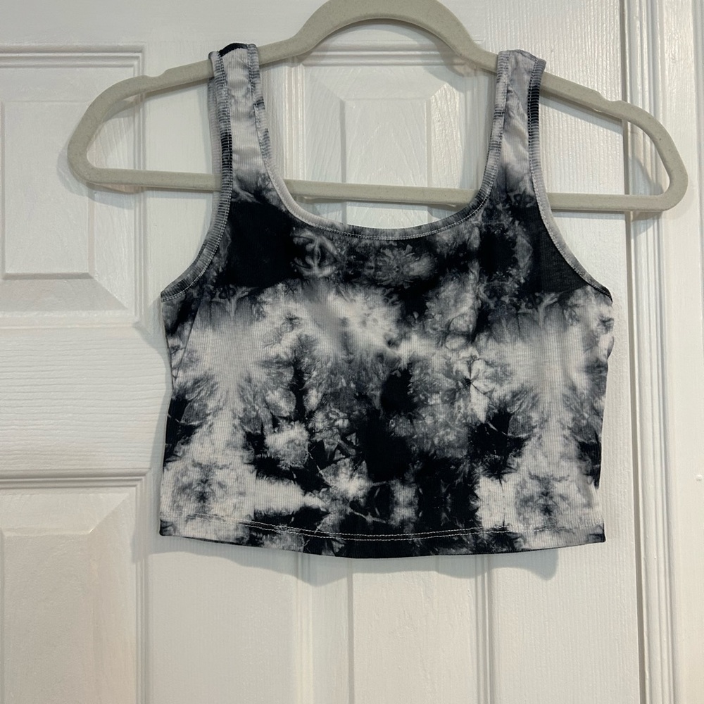 Tight tie dye cropped tank top size small